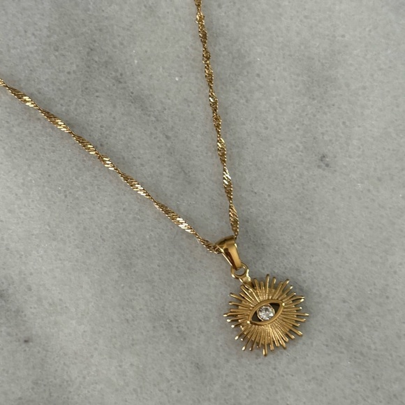 COPY - Gold Sun Burst Evil Eye Crystal Pendant Necklace Brand New